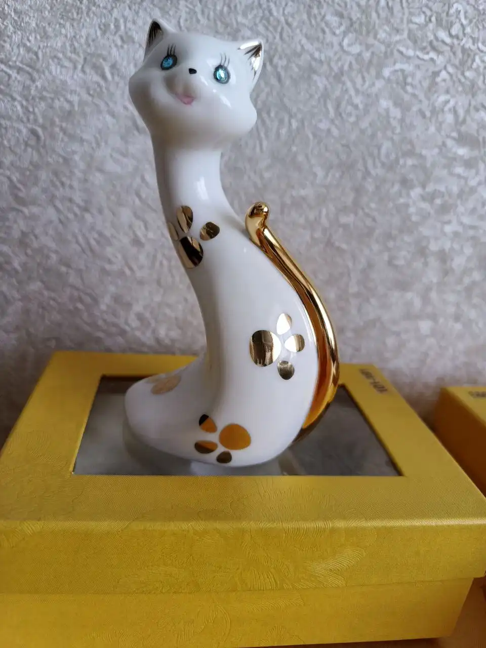 Фарфоровые статуэтки кошек - Коллекционирование (Хобби и отдых) в Нежинка