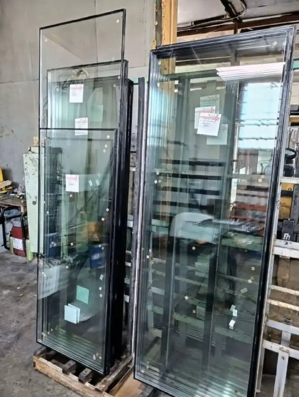 Услуги по остеклению и утеплению балконов - Ремонт и строительство (Услуги) в Оренбург