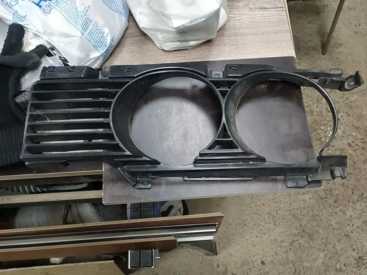 Продажа решёток радиатора для автомобилей Toyota, Suzuki, BMW - Кузовные детали (Запчасти) в Нежинка