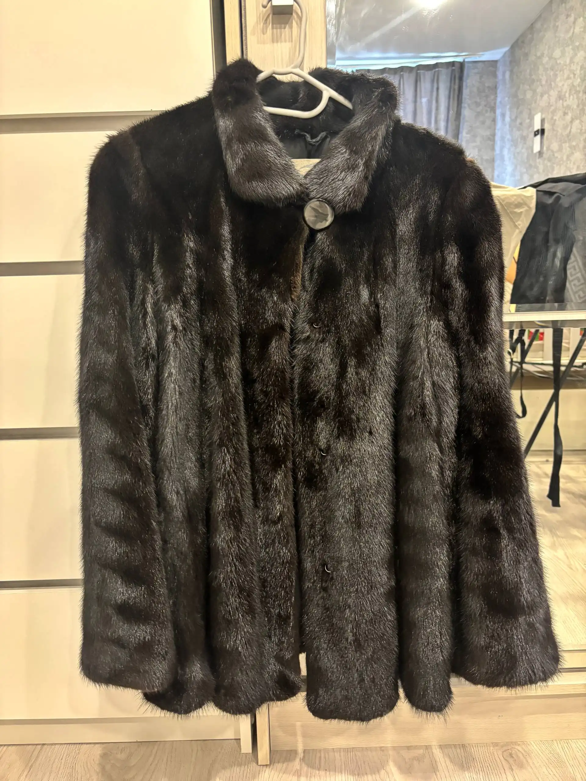 Продажа двух норковых шуб - Шубы, меха (Одежда) в Нежинка