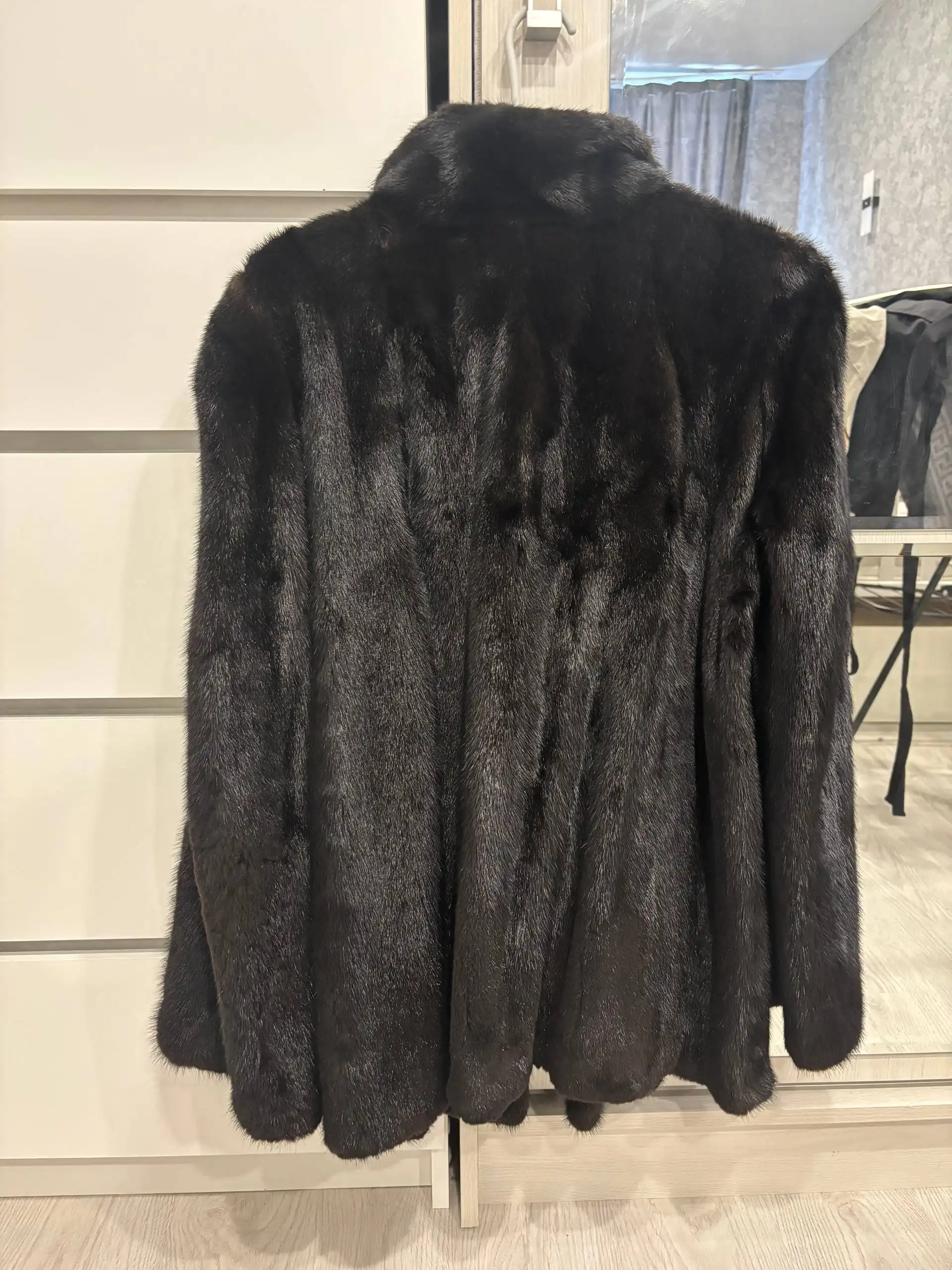 Продажа двух норковых шуб - Шубы, меха (Одежда) в Нежинка