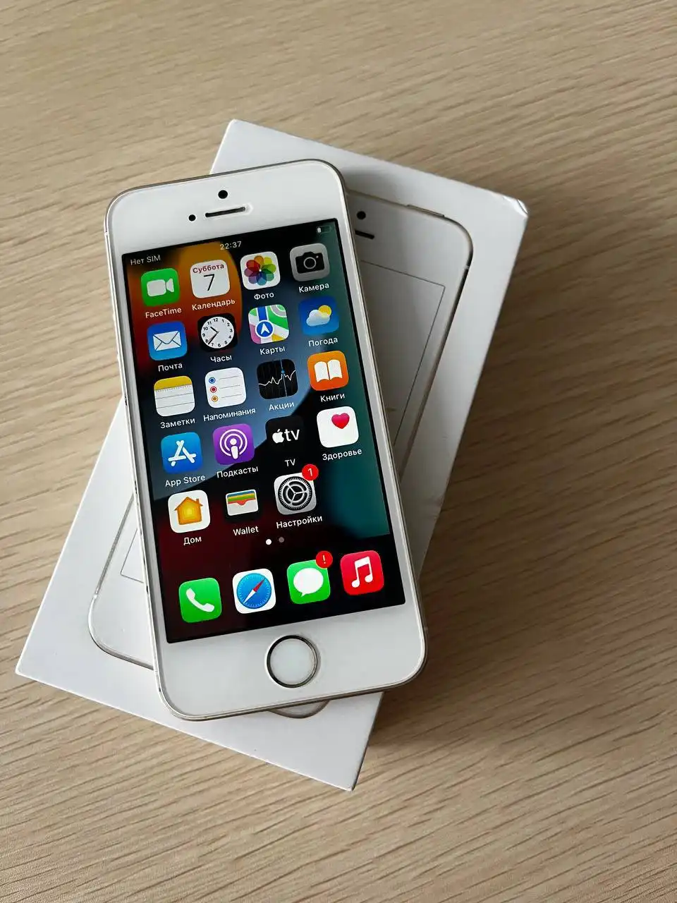 Продам iPhone SE в хорошем состоянии - Смартфоны (Электроника) в Нежинка