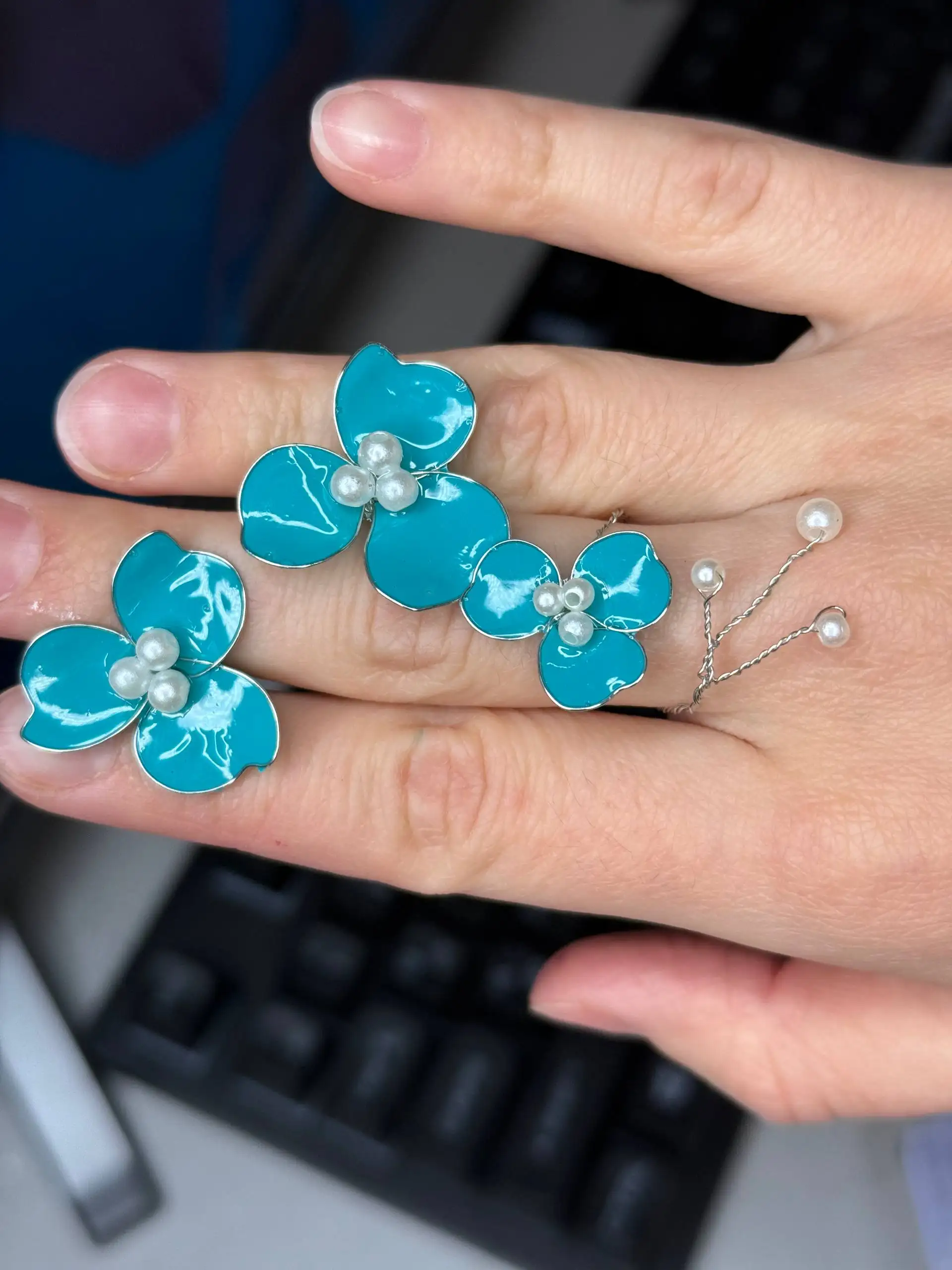 Украшения ручной работы: серьги и колечки - Рукоделие (Хобби и отдых) в Нежинка