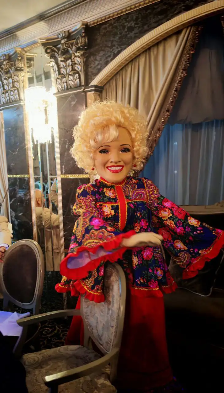 Ростовая кукла-живая открытка для подарка - Развлечения (Услуги) в Нежинка