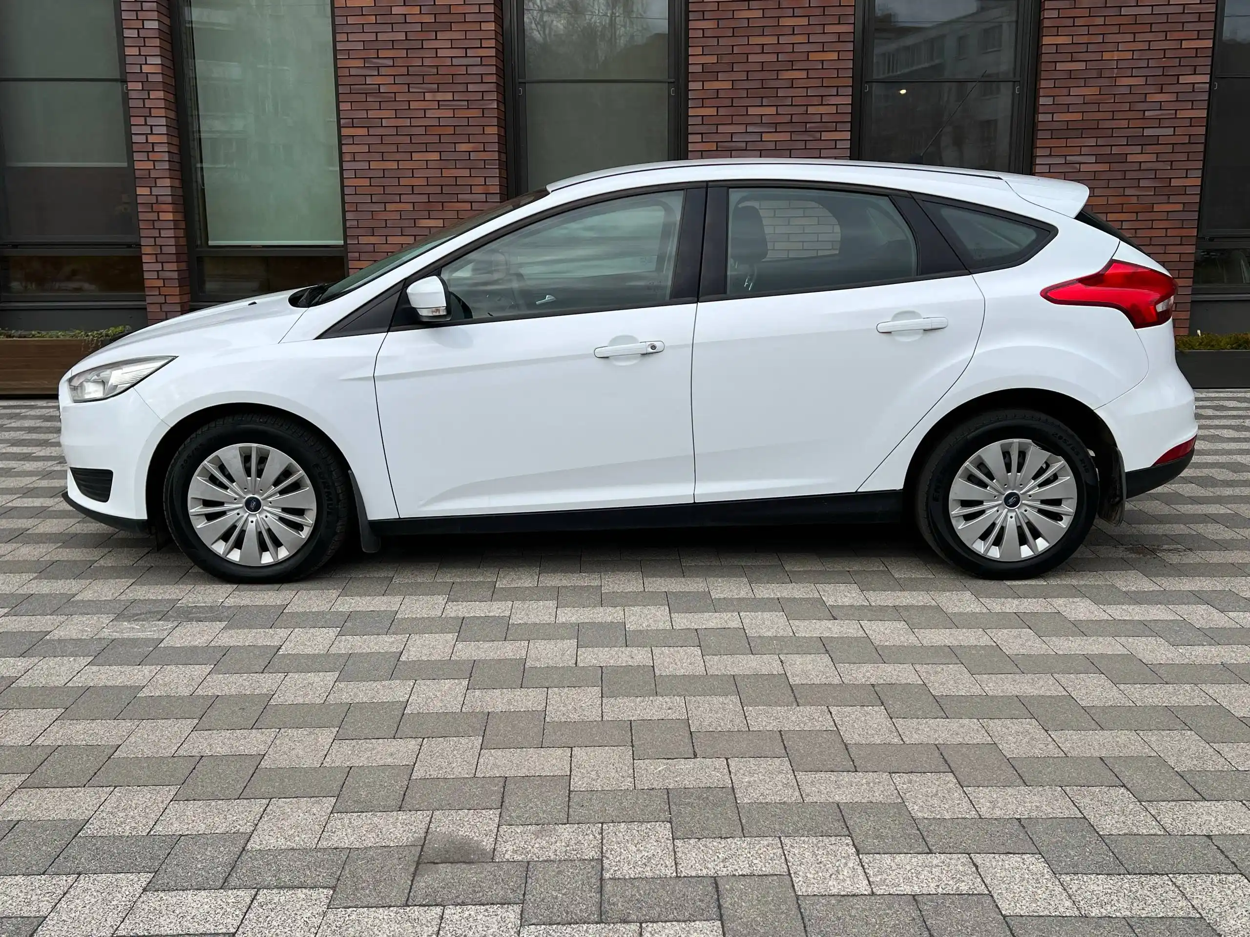 Продажа автомобиля 2016 года