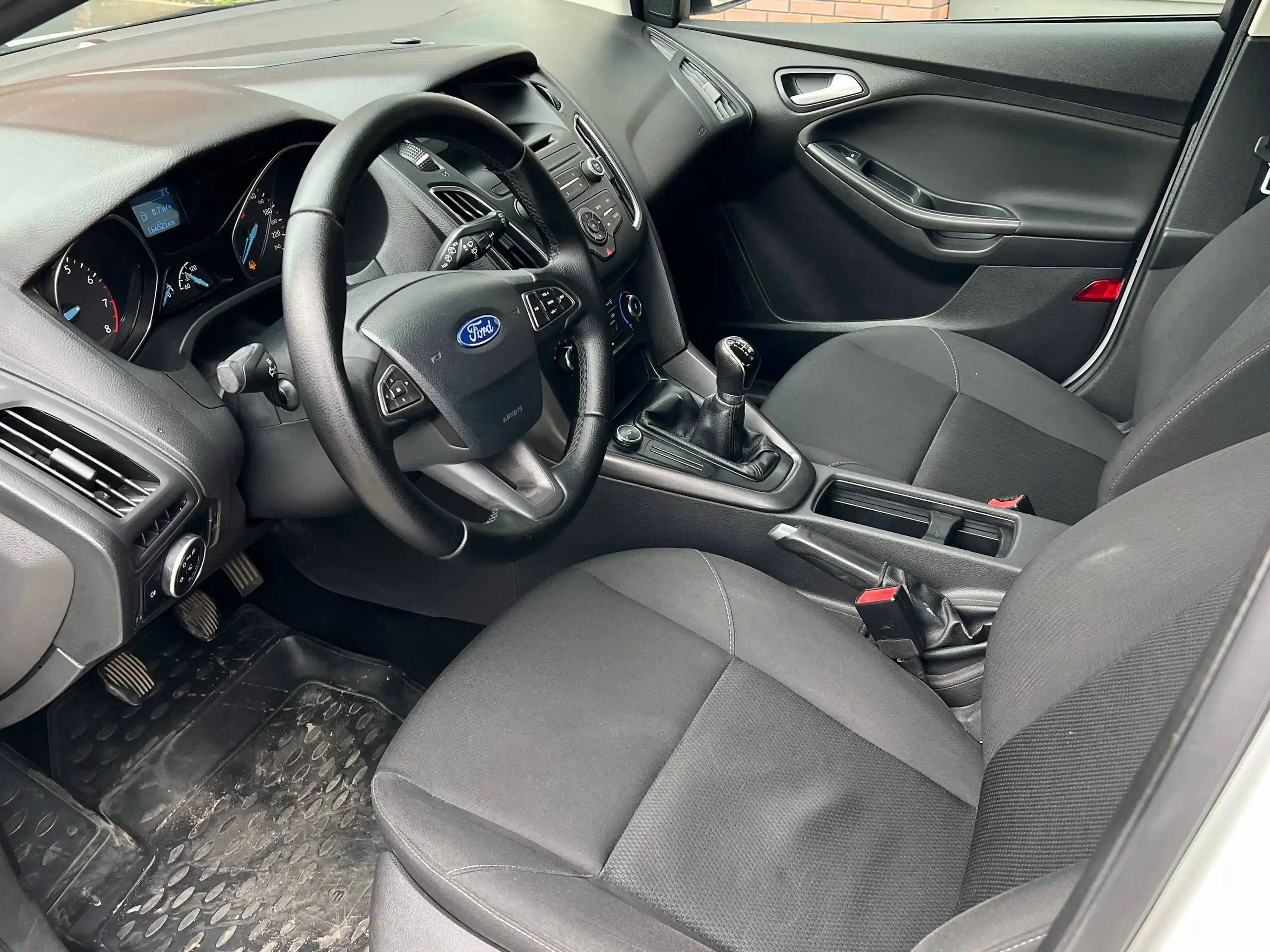 Продажа автомобиля 2016 года