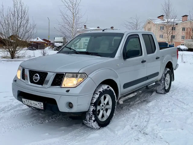 Продам рамный полноприводный внедорожник Nissan Navara 2006 года - Авто в Казань