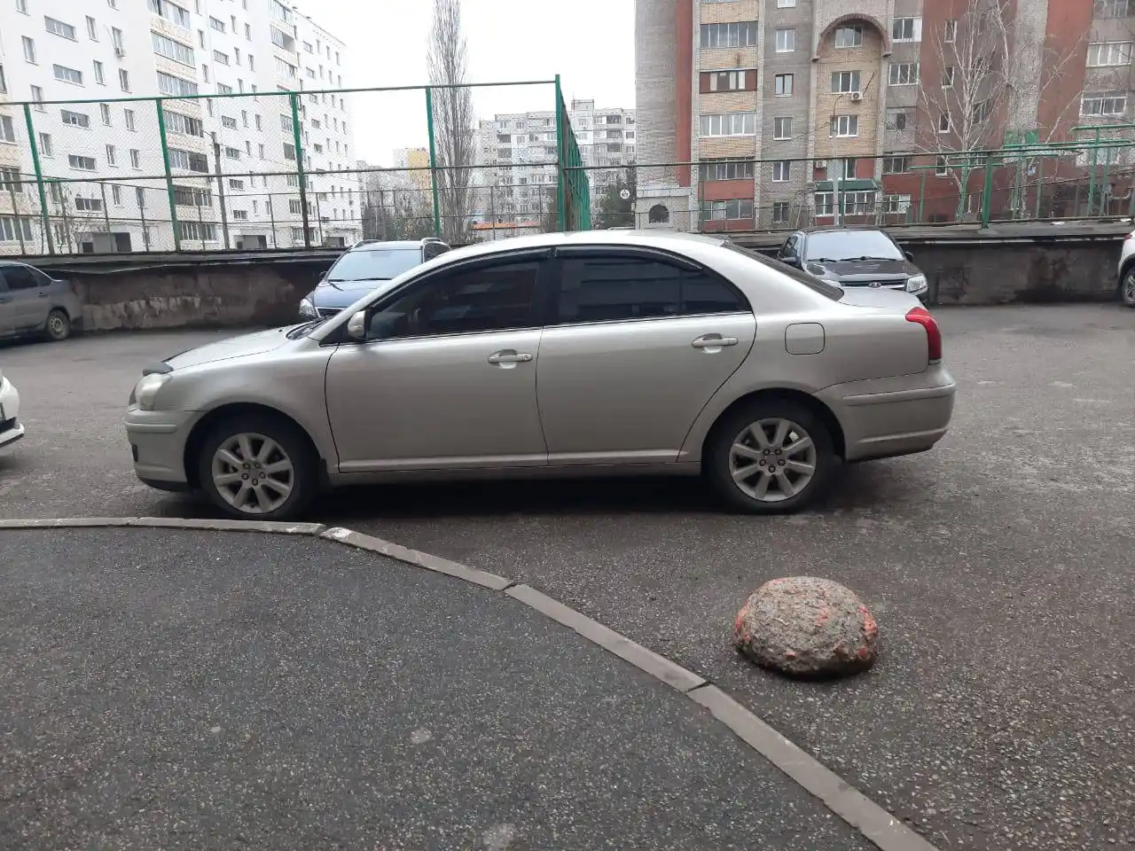 Тойота Авенсис 2008 г