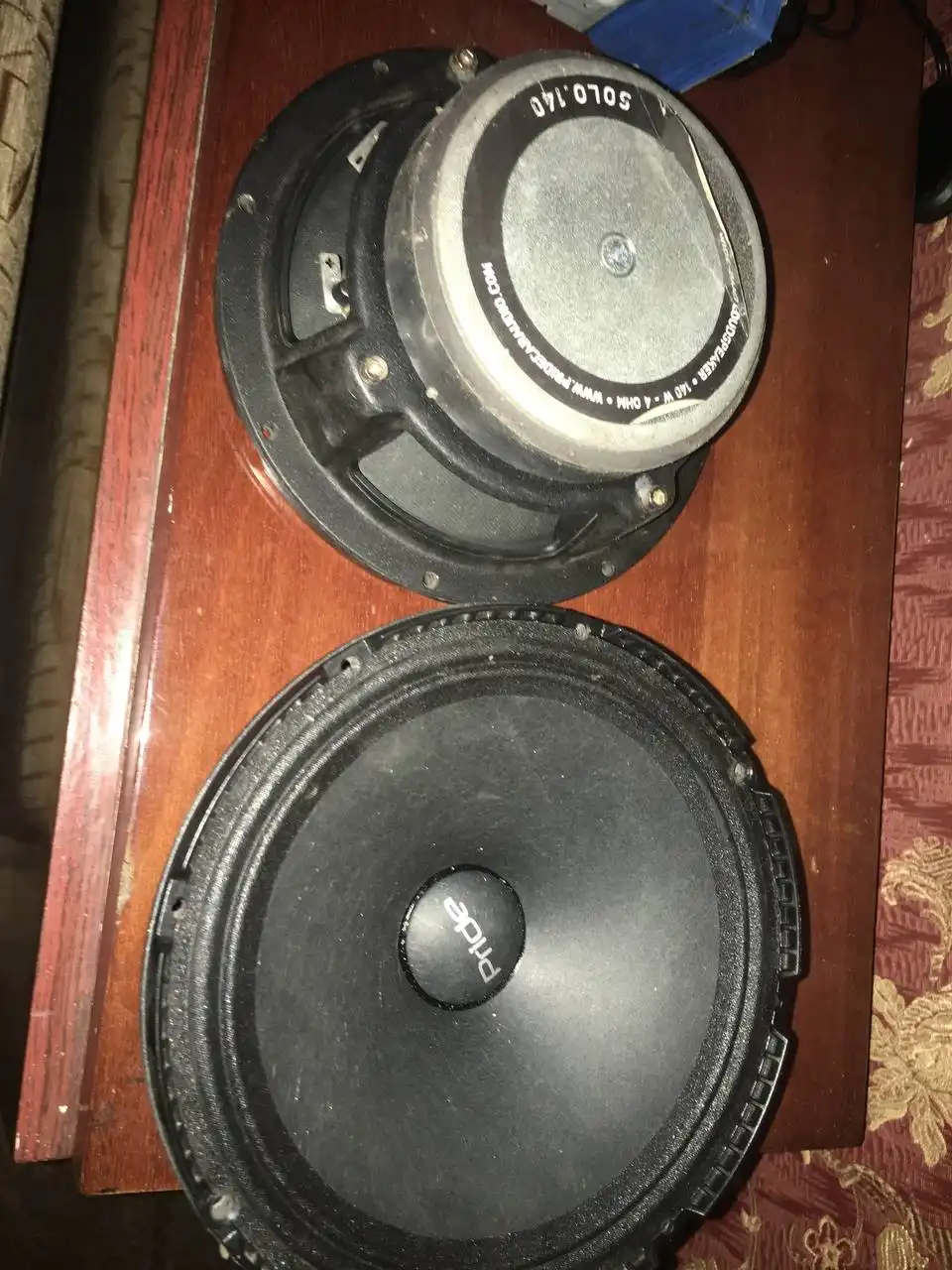 Продам динамики и магнитолу