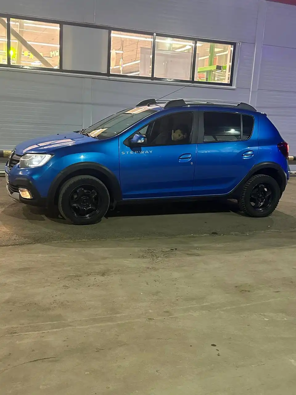 Рено Сандеро 2019 года в отличном состоянии