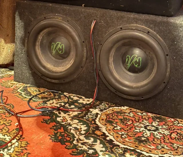 Продажа 2х12 мачеты и моноблока - Электроника в Магнитогорск