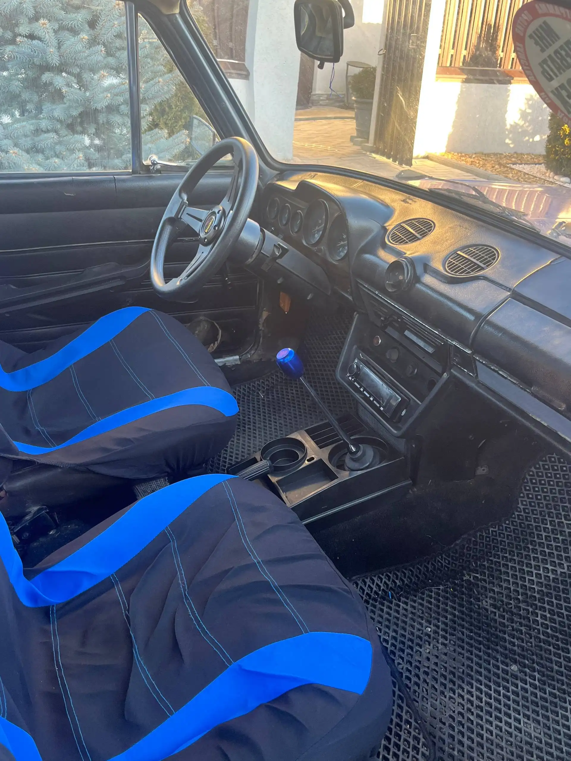 ВАЗ 2106 в хорошем состоянии с замененными деталями