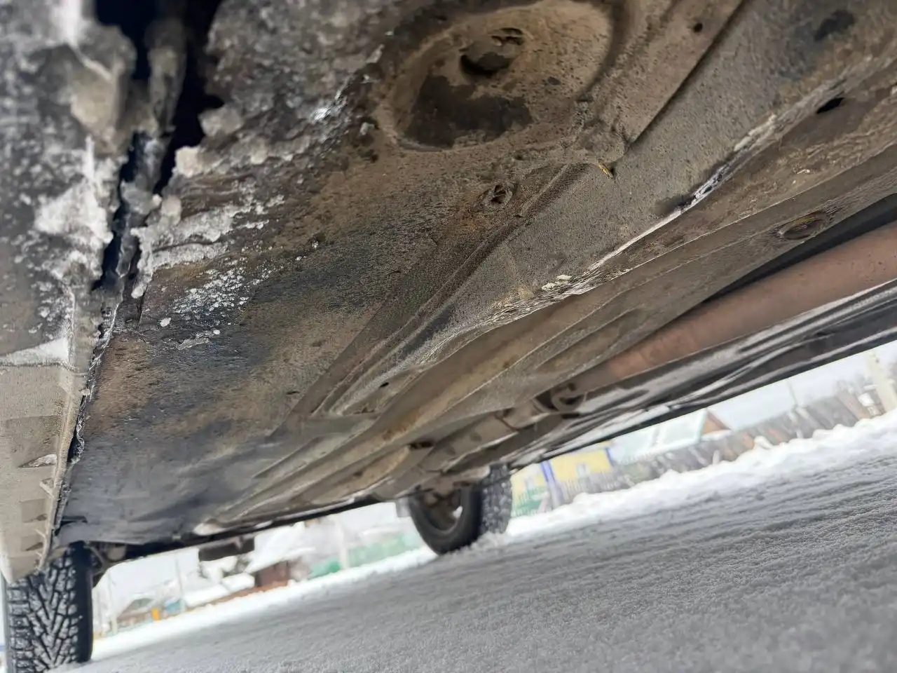 Продажа автомобиля 2010 года в хорошем состоянии