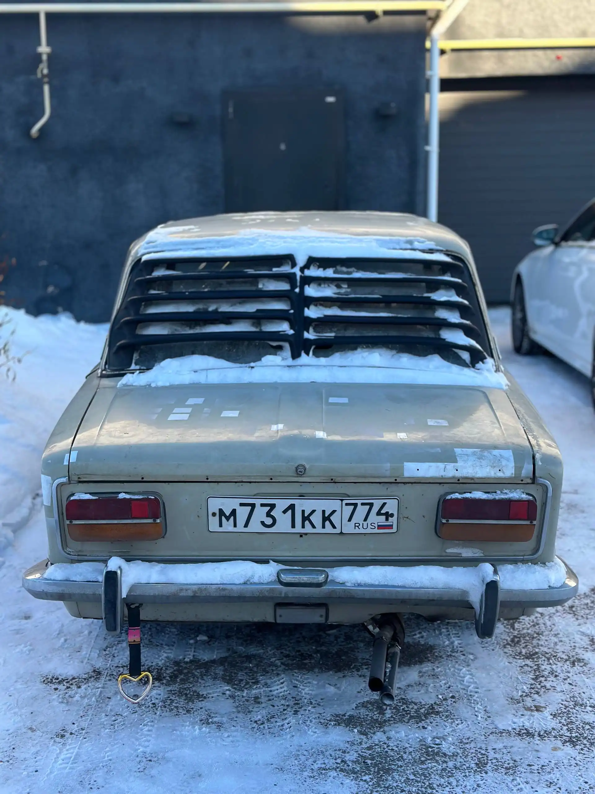 ВАЗ 2103 с документами и зимней резиной