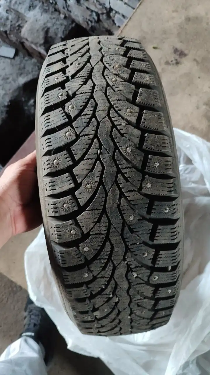 Продажа зимней резины 185/65/r14