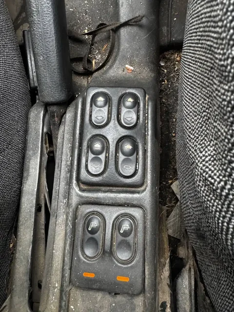 Продажа автомобиля ВАЗ-2116 (Lada Priora) 2006 года - Госномера в Магнитогорск