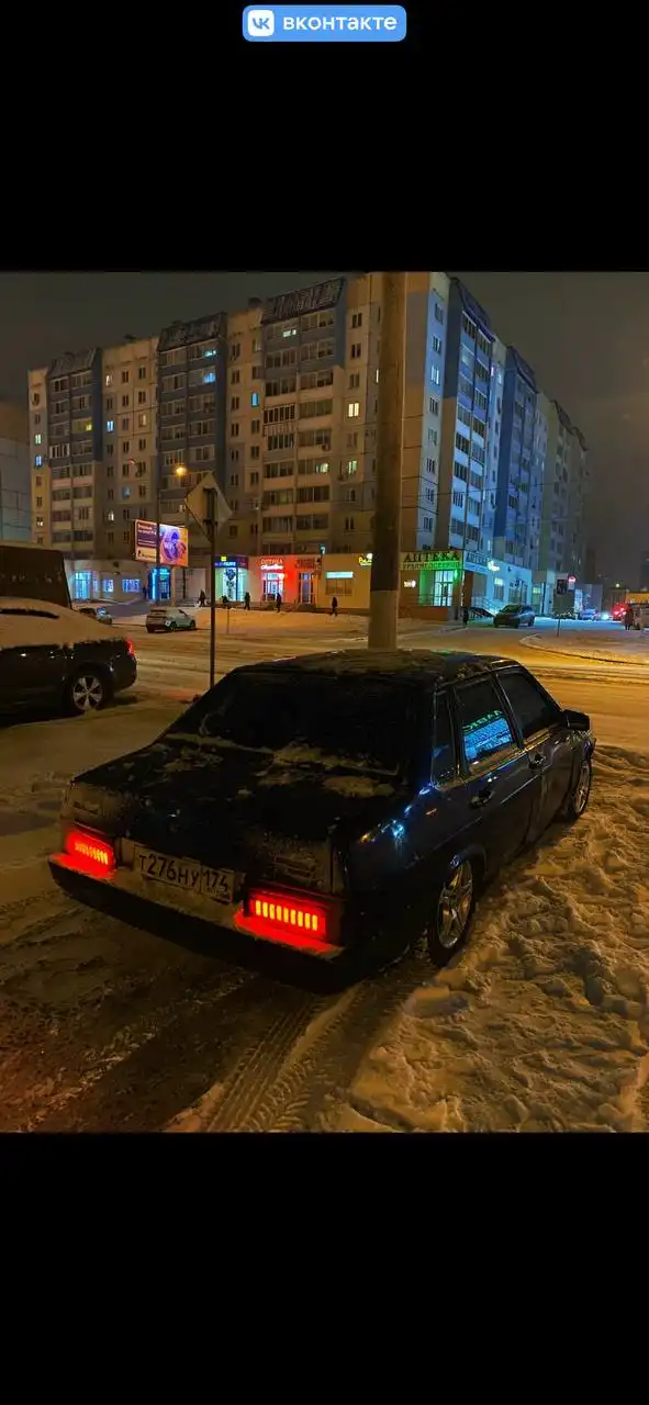 Автомобиль ВАЗ 1996 года, мотор 1.6, КПП без хрустов, стопари лед