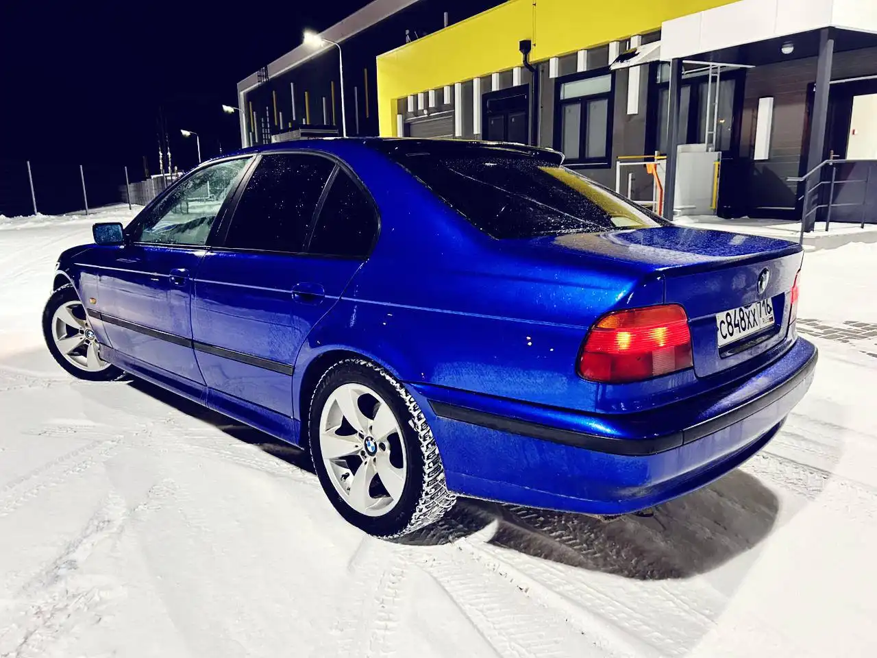 BMW 5 серии E39 2000 года