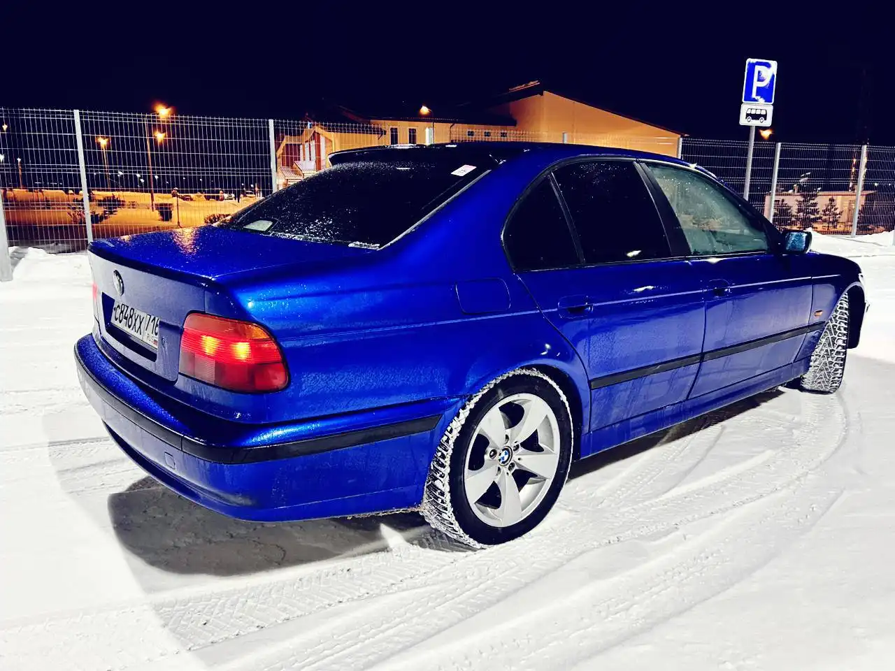 BMW 5 серии E39 2000 года