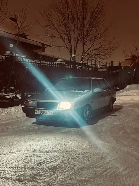 Продам автомобиль 2002 года инжектор - Госномера в Магнитогорск