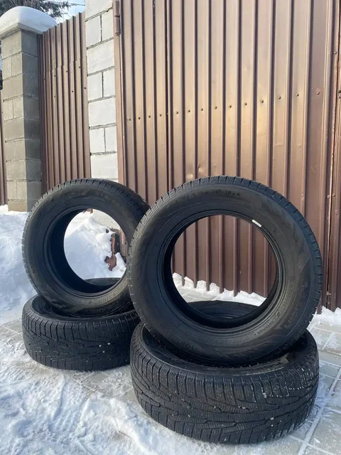 Продажа зимних шин Липа 215/65 R16 - Грузовики и коммерческий транспорт в Магнитогорск