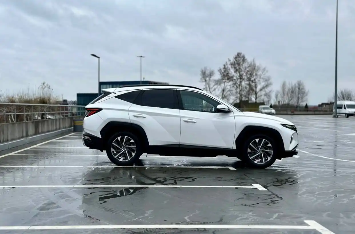 Hyundai Tucson 2021 года, IV поколение, бензин 2.0, автомат, полный привод - Авто в Магнитогорск