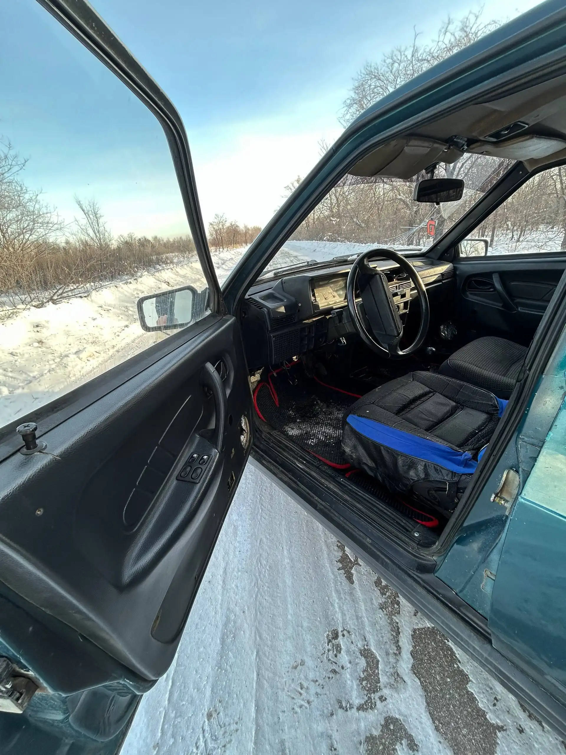 Автомобиль Инж 1999 года - Авто в Магнитогорск