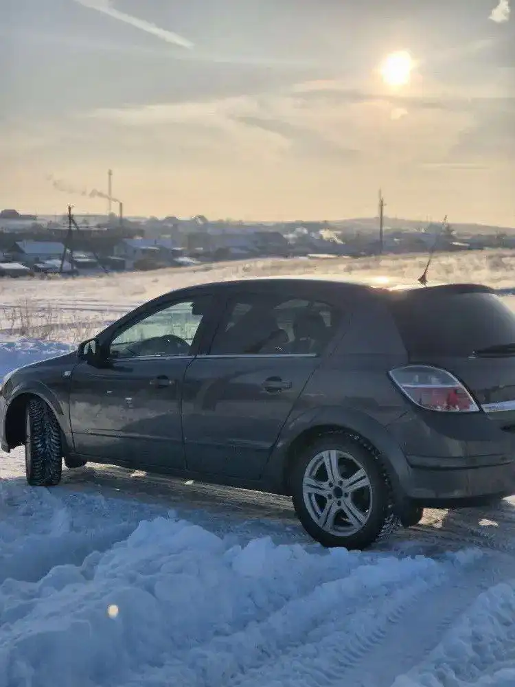 Продам Opel Astra H (рейстайлинг) 2010 г.в. - Легковые автомобили (Авто) в Магнитогорск