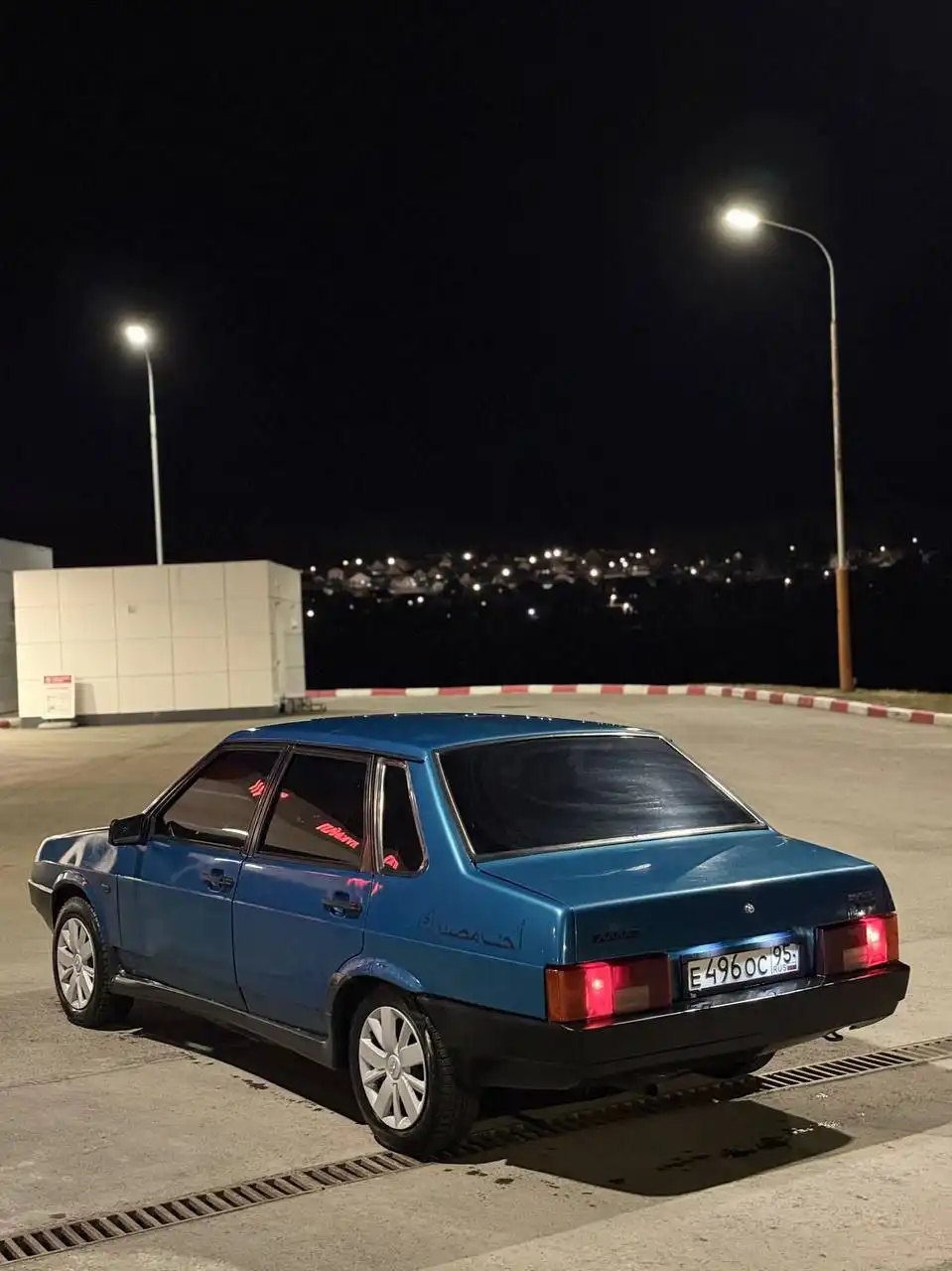 Автомобиль ВАЗ 21099 2000 года - Авто в Магнитогорск