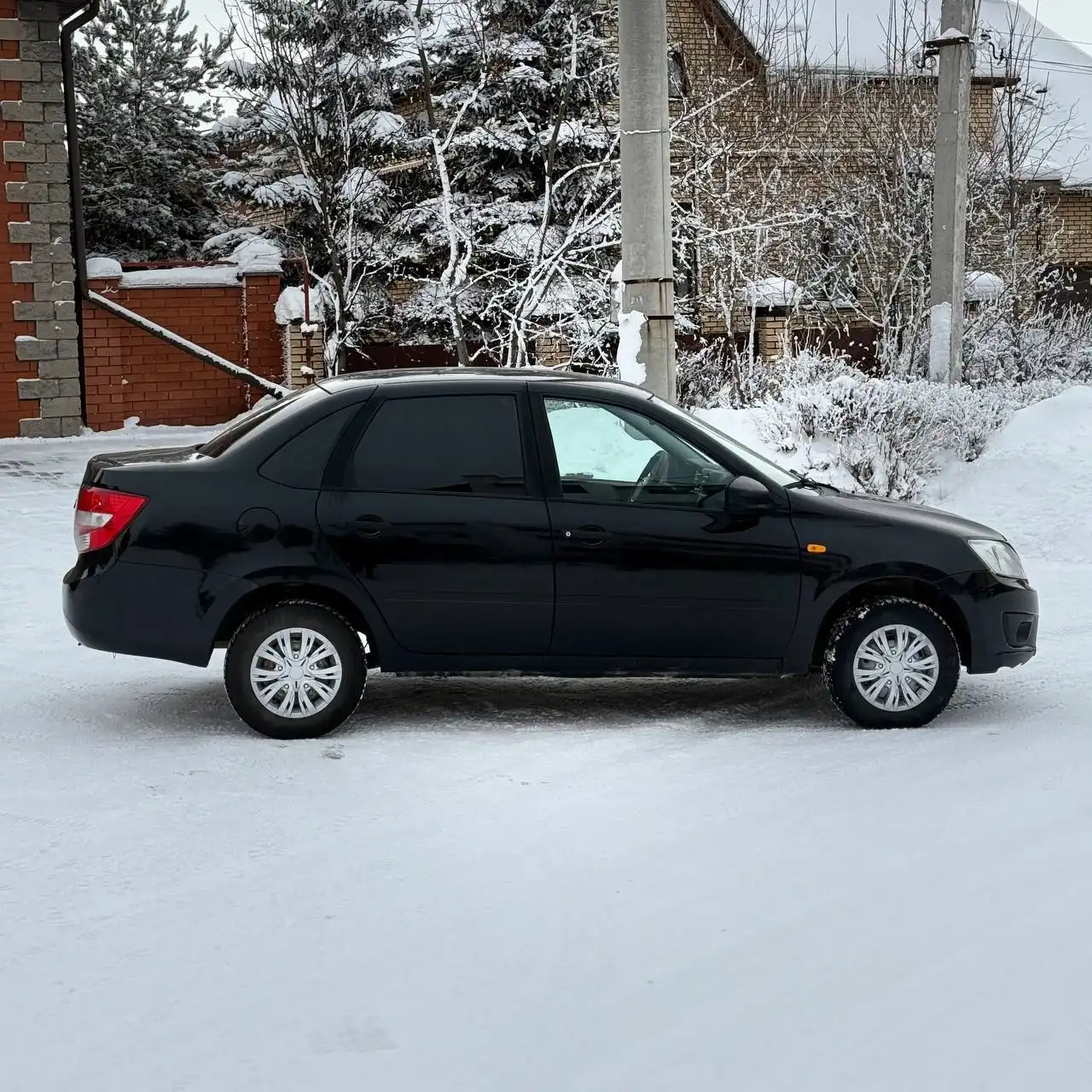 Лада Гранта 2017 года в отличном состоянии - Авто в Магнитогорск