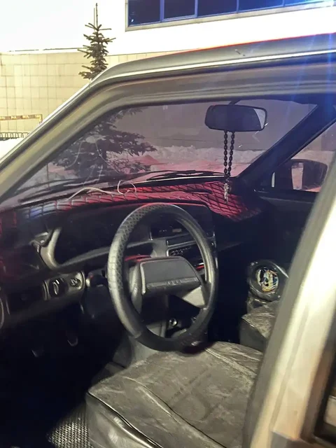 Автомобиль 2005 года с полным ходом и ухоженным салоном - Грузовики и фургоны в Магнитогорск