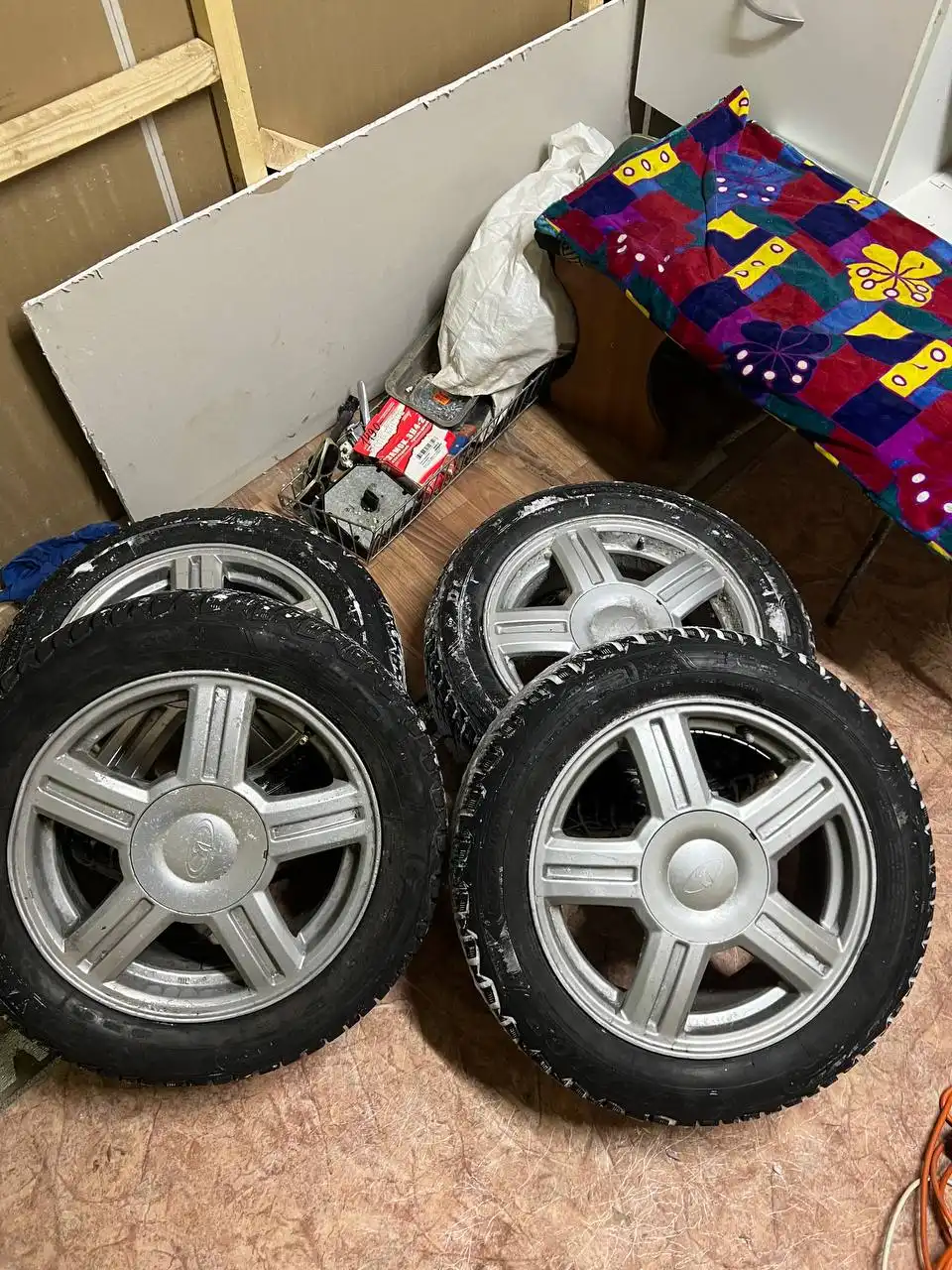 Продажа торусов R15 185-60 - Шины и диски (Запчасти) в Магнитогорск