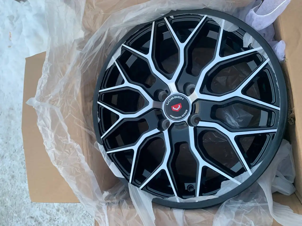 Новые диски R15 4*98 в Магнитогорске - Диски (Авто) в Магнитогорск