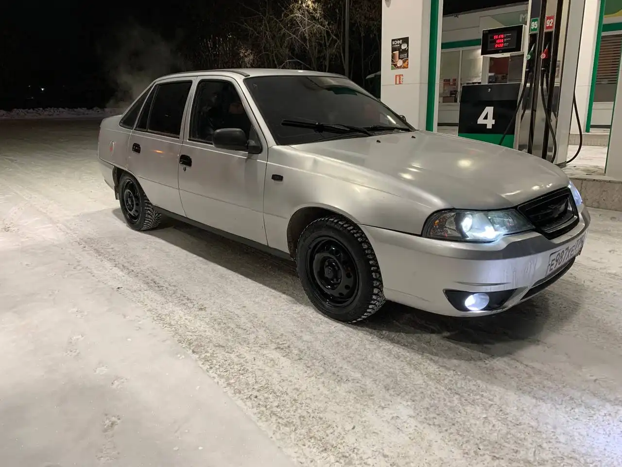 Продажа автомобиля 2011 года - Авто в Магнитогорск