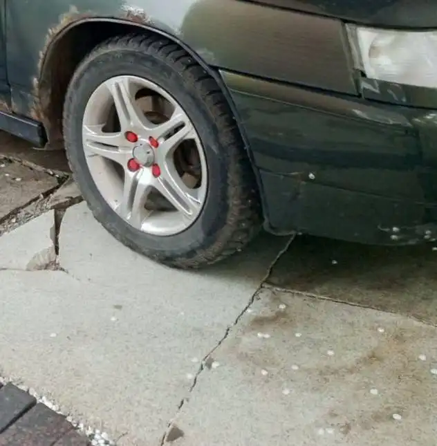 Продам диски Р14 ВАЗ с зимней резиной - Шины и диски (Авто) в Магнитогорск