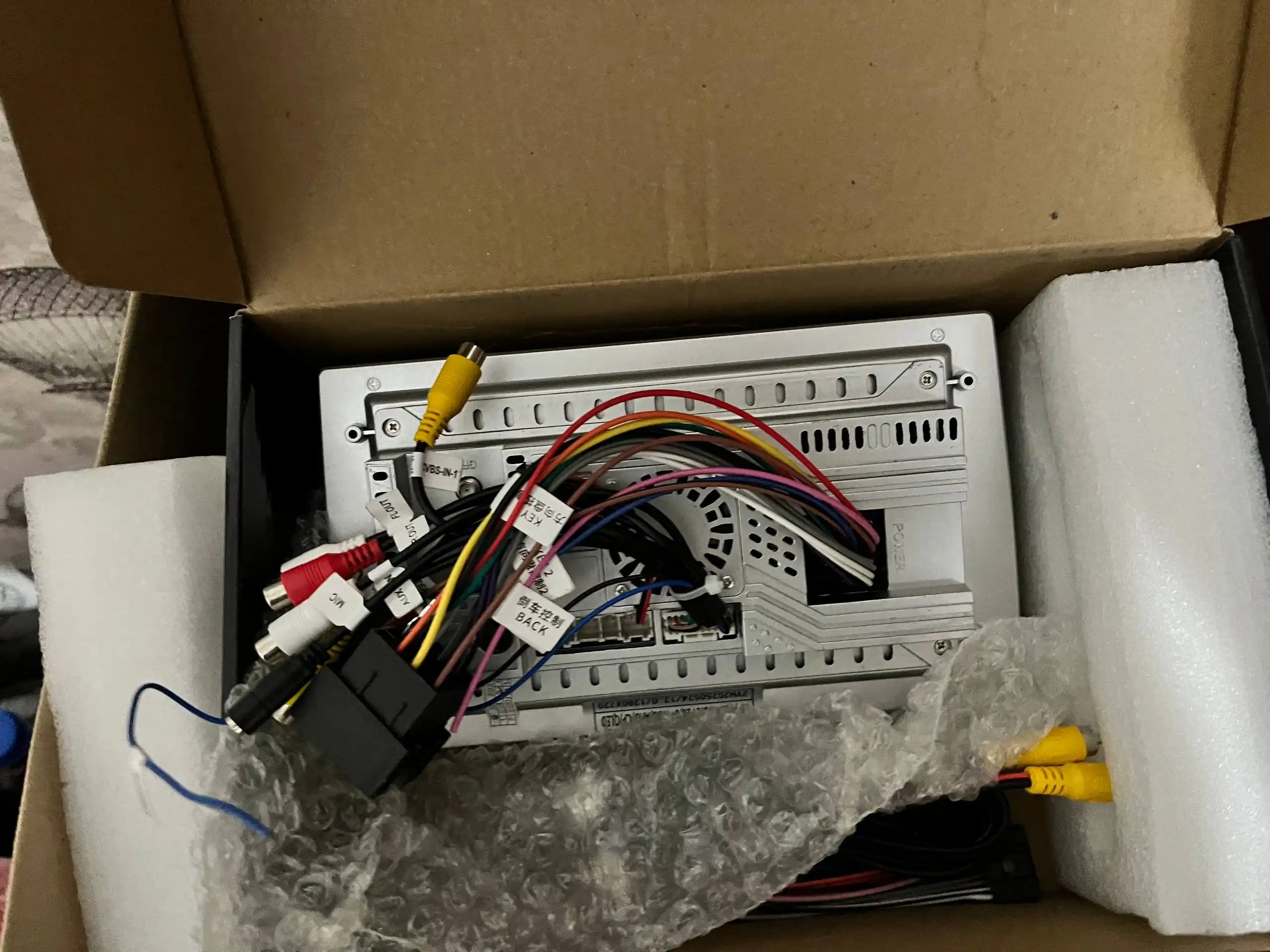 Продажа нового бампера на Lada Granta - Автозапчасти (Запчасти) в Магнитогорск