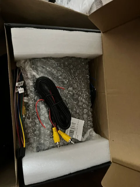 Продажа бампера на Гранту и магнитолы - Авто в Магнитогорск