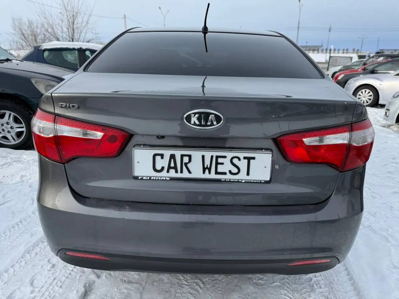 KIA RIO 2012 автомат, 1.4л, пробег 328000 км - Легковые автомобили (Авто) в Магнитогорск