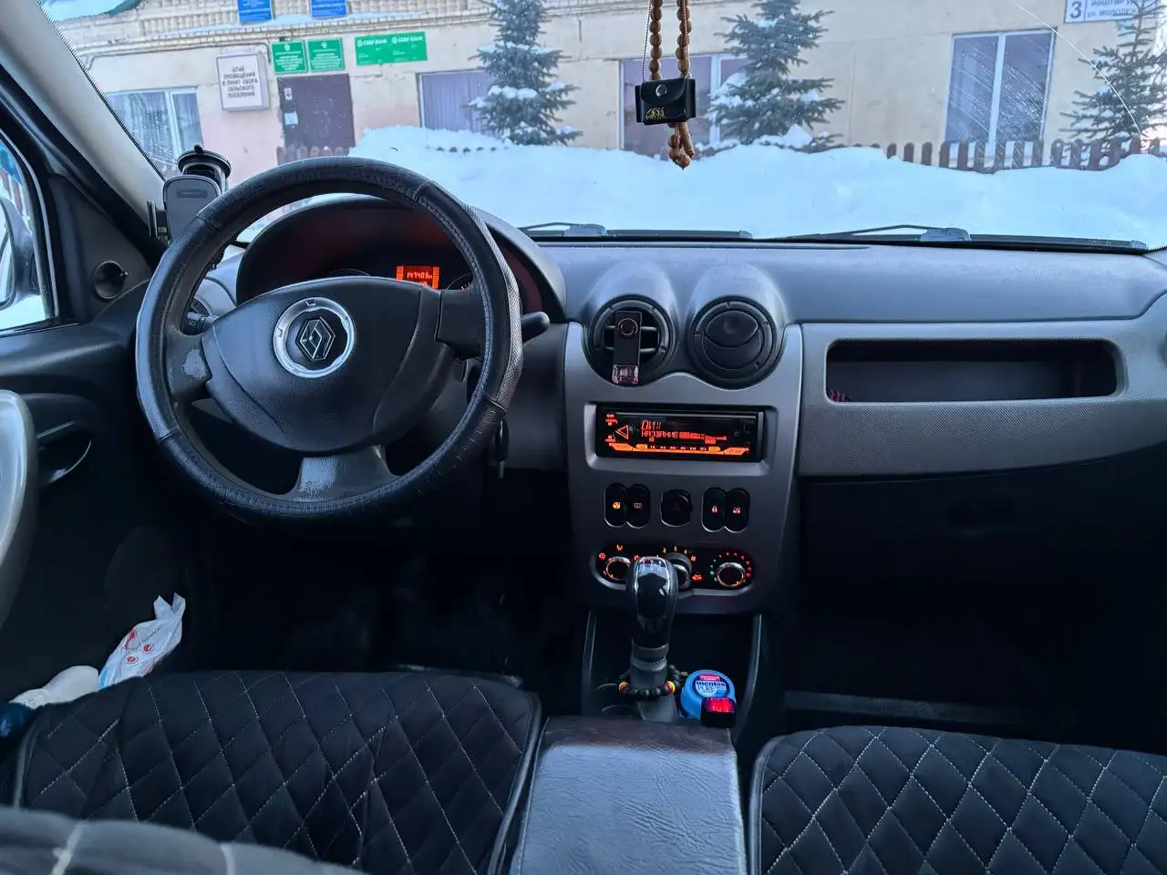 Рено Логан 2011 года выпуска - Авто в Магнитогорск