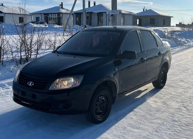 Продажа Лада Гранта 2013 года - Авто в Магнитогорск