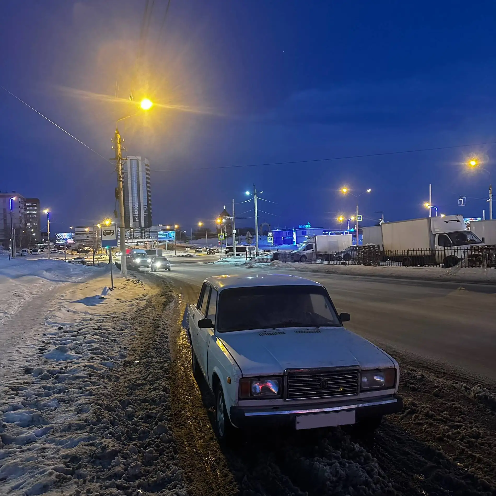 Продажа автомобиля 2001 года выпуска - Авто в Магнитогорск