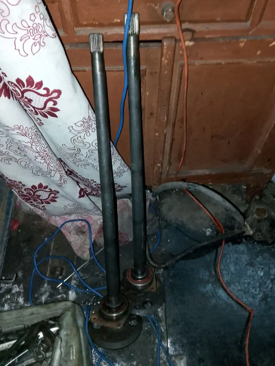 Полуоси для автомобиля - Полуоси (Запчасти) в Магнитогорск