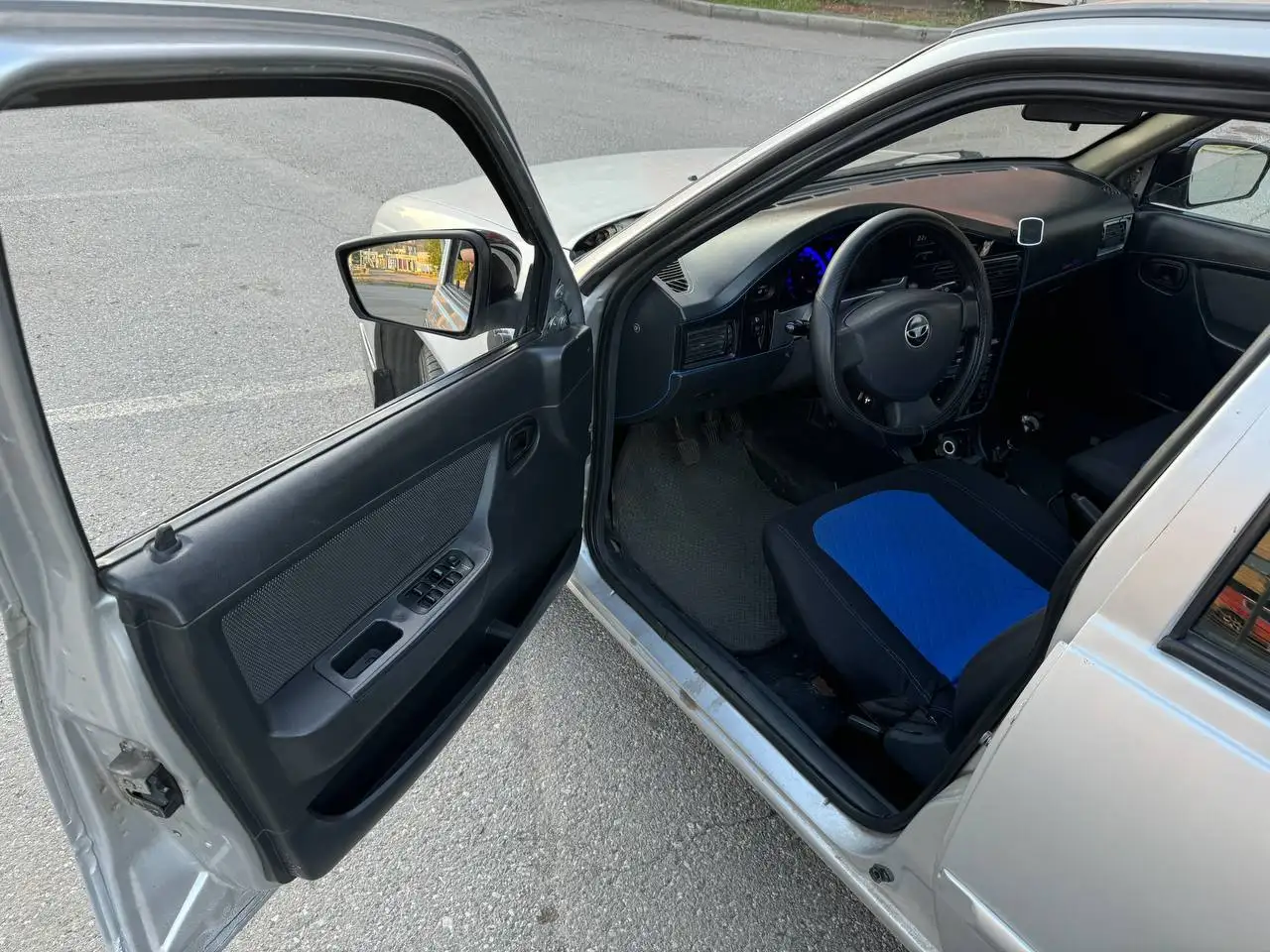 Daewoo Nexia 2011 максимальная комплектация - Легковые автомобили (Авто) в Магнитогорск