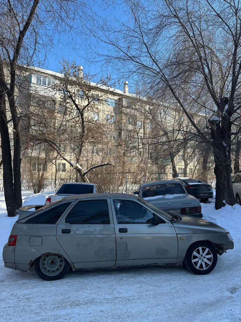 Продажа двигателя ВАЗ 2106 с коробкой передач - Двигатели (Запчасти) в Магнитогорск