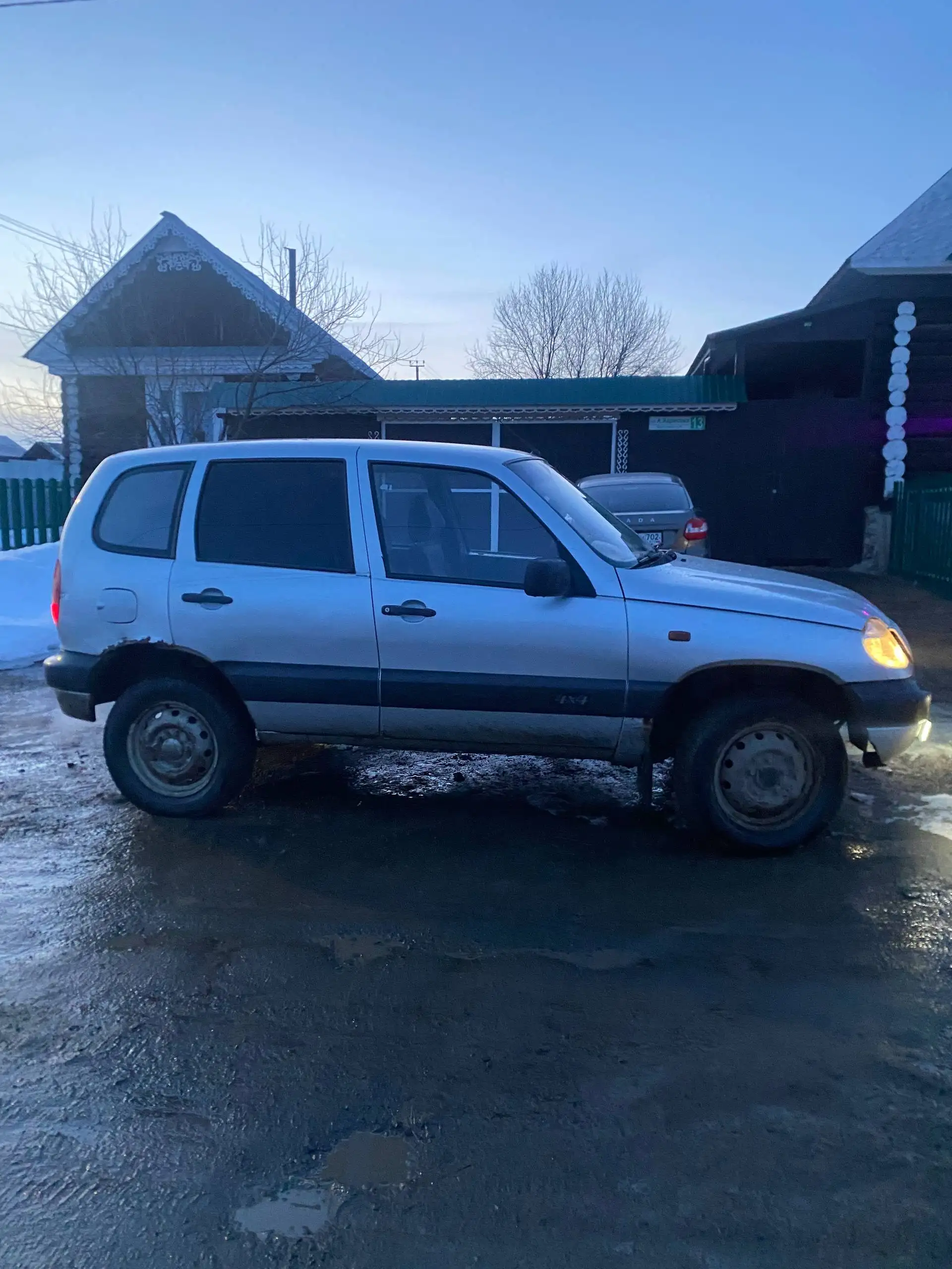 Шевроле Нива 2004 г. в Абзаково - Внедорожники (Авто) в Магнитогорск