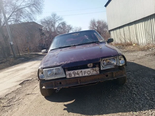 Продажа Иж Ода 2004 года в Магнитогорске - Автоаксессуары в Магнитогорск