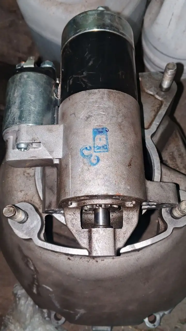 Продажа автозапчастей ВАЗ 2107, ГАЗ 31105, Крайслер - Автозапчасти (Запчасти) в Магнитогорск