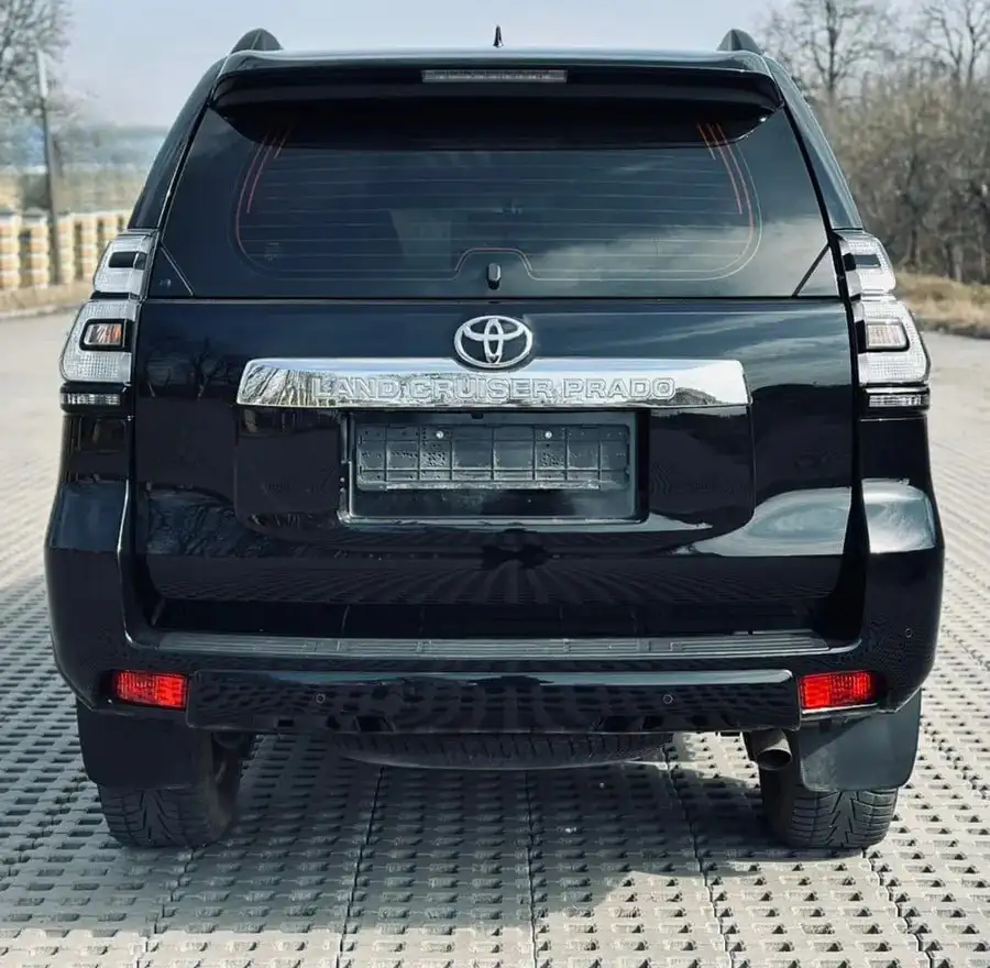 Toyota Land Cruiser Prado 2022 - Внедорожники (Авто) в Магнитогорск