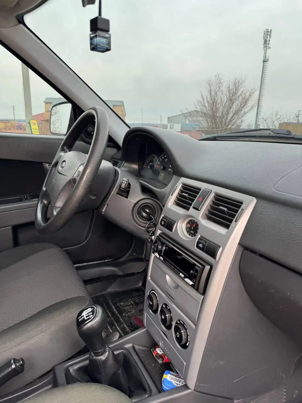 Продажа Lada Priora в цвете Снежная королева - Авто в Магнитогорск