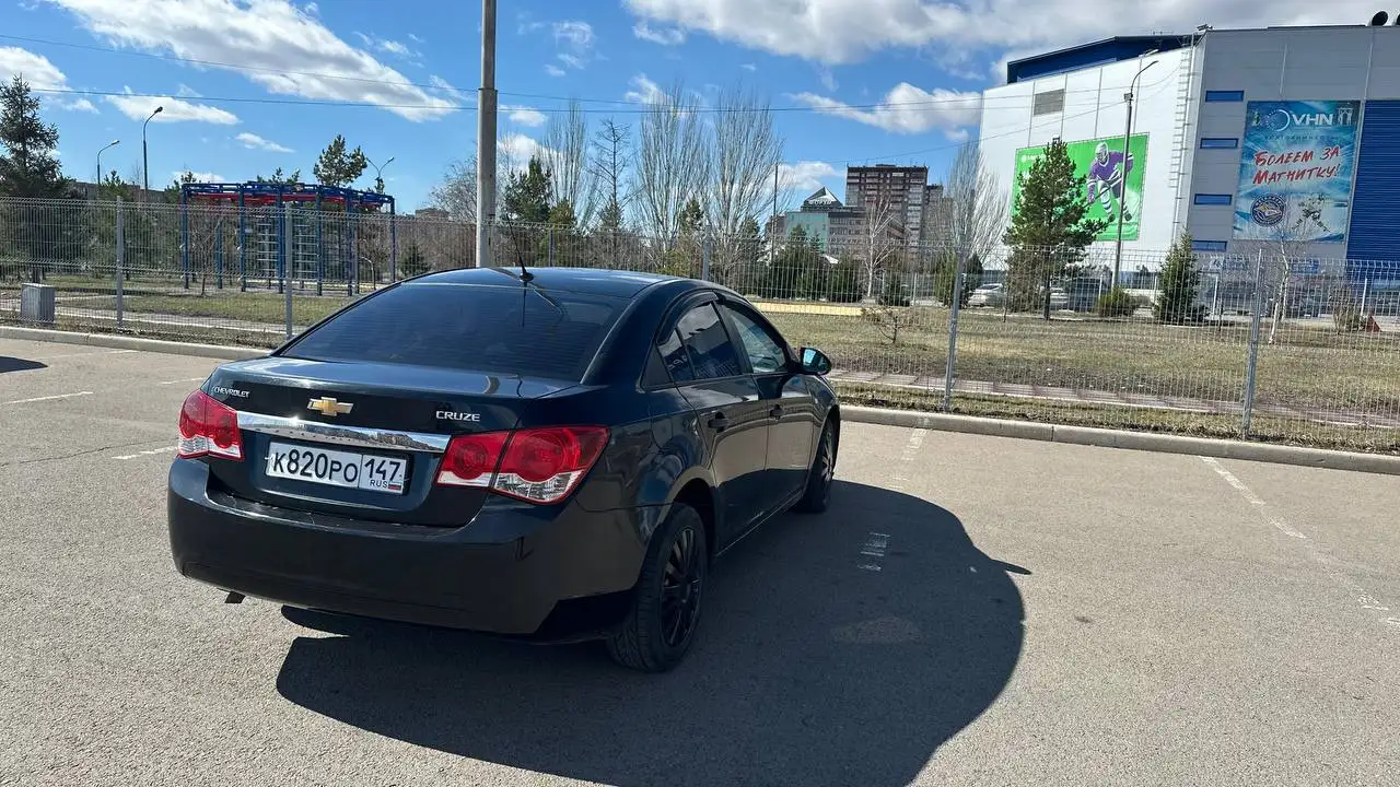 Продам Шевроле Круз 2013 года - Легковые автомобили (Авто) в Магнитогорск